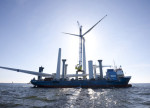 wind-turbines-on-cargo-ship